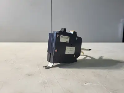NEW CUTLER-HAMMER QBGFEP1030