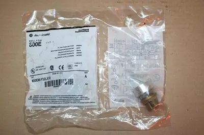 NEW ALLEN BRADLEY 800EM-F32LX10 GREEN