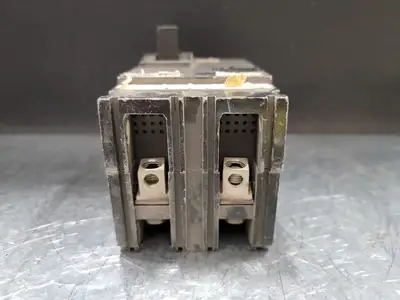15 Amp, 2 Pole, 480 volts Circuit Breaker