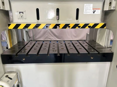 NEW 2026 KOMATSU PRESSES KOMATSU E2W110HVS PRESS