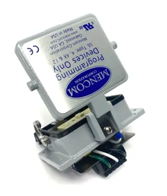 New | in-Stock Mencom Panel Interface Duplex Outlet Connector Electrical Fittings Michigan US | Maverick Industrial Sales #1467957