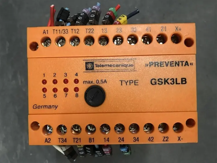 Used TELEMECANIQUE PREVENTA GSK3LB Misc Electrical & Power Parts BE | Apt International N.V #363816