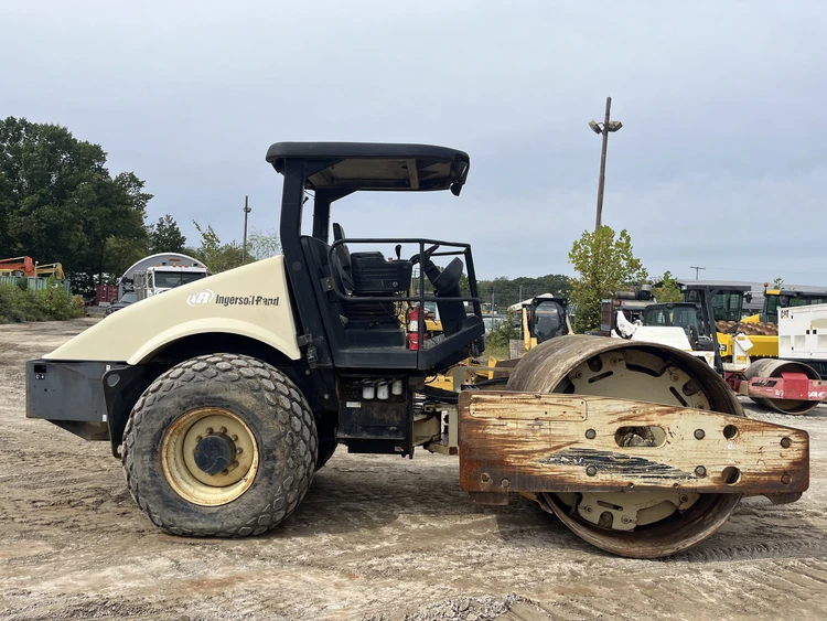 Used 2006 Ingersoll-Rand SD122DX Vibratory Rollers Maryland US | Zadoon Equipment #1480544