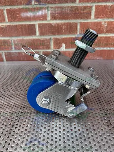 Used ALBION DUAL TECH 5" INDUSTRIAL CASTER W/ THREADED FITTING, 6" X 4.5" PLATFORM Reactors | Equipment Lab #486607