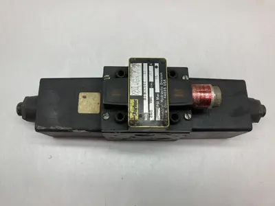 Used PARKER D3W1C56Z Solenoid Valves | Surplus Asset Holdings #1204237