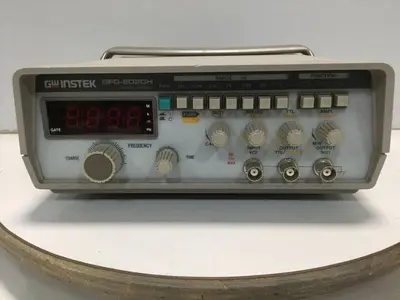 USED GW INSTEK GFG-8020H