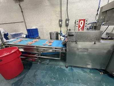 Used 2015 PACKAGING SYSTEMS INC. VC999 RS SERIES 520/370 THERMOFORMER Thermoforming Machines Washington US | The Equipment Butler #1271030