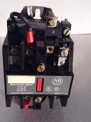 New | in-Stock ALLEN-BRADLEY 700DC-N200Z24 Miscellaneous Equipment (Electrical & Power) | Surplus Asset Holdings #1188618