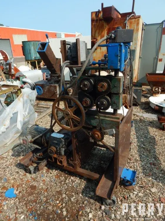 _UNKNOWN_ 6" Dia. Extruder Line Pipe Acc Haul Off | Perry Equipment