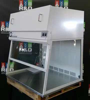 Used _UNKNOWN_ _UNKNOWN_ Laminar Flow Hoods California US | R&D Laboratory Equipment #1302546