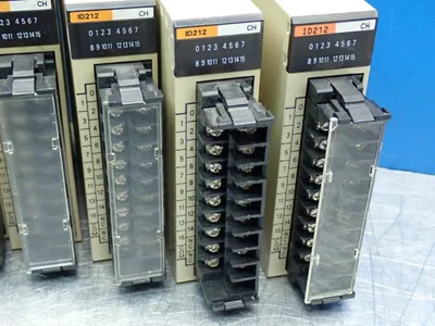 USED OMRON C200HID212