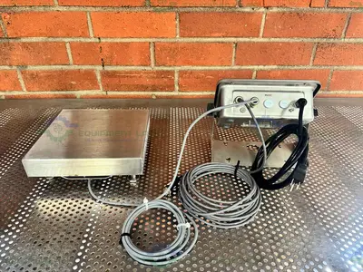 Used MINEBEA INTEC CAPS1U-20CC-LU STAINLESS STEEL SCALE 10X10 W/ MIS2UR-V2, 30 LBS CAPS1U-20CC-LU STAINLESS STEEL SCALE 10X10 W/ MIS2UR-V2, 30 LBS Scales California US | Equipment Lab #1394835