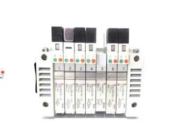 USED SMC VV5Q11-07-DAL01092 MANIFOLD VV5Q1107DAL01092