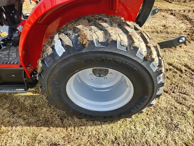 New | in-Stock 2025 MASSEY FERGUSON 1E.35 Tractor Loaders New York US | Abele Tractor #1343038