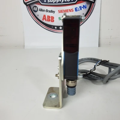 Used SICK WL18-3P430 Misc Industrial Equipment California US | American Industrial Supply Co. #1377244