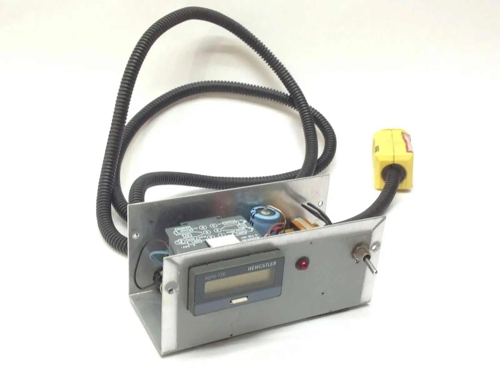 USED HENGSTLER DIGITAL COUNTER TIMER W/ ENCLOSURE