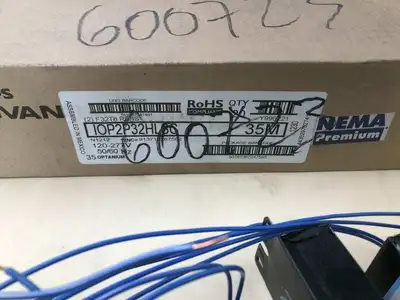 Philips Advance IOP-2P32HL-SC 2 Lamp Instant Start T8 Ballast 120-277V -NIB of 7