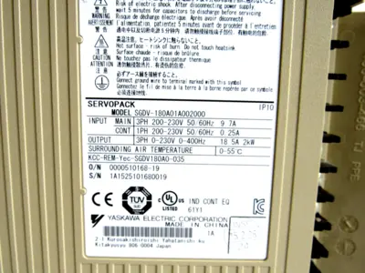 NEW YASKAWA ELECTRIC SGDV-180A01A002000 SERVOPACK SGDV180A01A002000