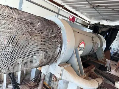 (5) Pieralisi Jumbo 3 containerized decanter centrifuges, 414/304SS.