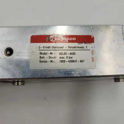 USED DESTACO DESTACO D-61440 82L25 PNEUMATIC CLAMP