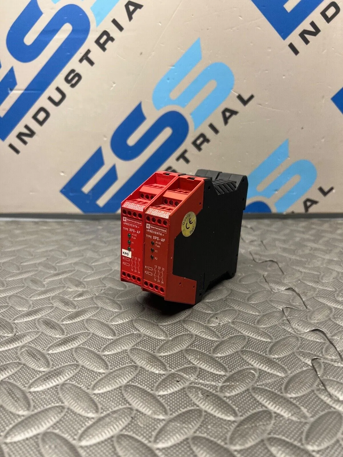 USED Telemecanique XPS-AF XPSAF5130