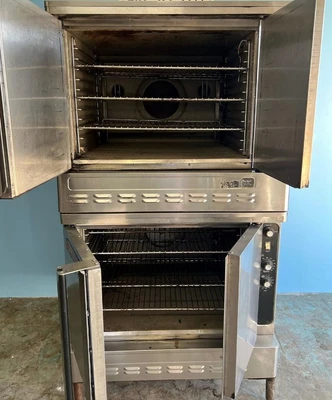 75-0181 Blodgett DFG-100 Solid Door Double Stack Gas Convection Oven