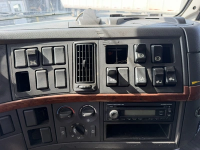 Used 2009 VOLVO VNL Conventional trucks Indiana US | Miedema Asset Management Group #1414615