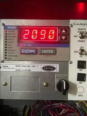200 Ton Air Cooled Chiller with a 300kW Generator 200 Ton Chiller Rental