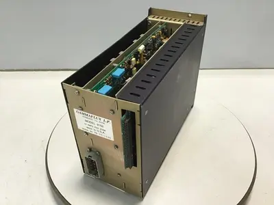USED HUSKY 9152