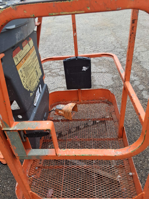 USED 2016 JLG E400AJPN