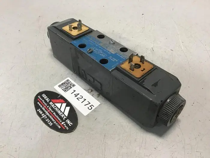 Used VICKERS DG4V-3-6C-M-U-HL7-60 Valves/Fittings Michigan US | Ideal Machinery #695301