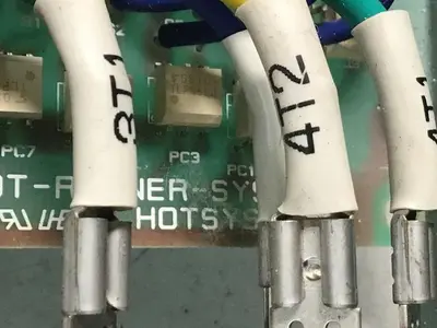 USED HOTSYS HOT-RUNNER SYSTEM