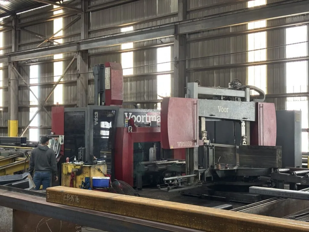 NEW 2011 VOORTMAN VB1050