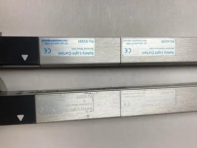 Used KEYENCE PJ-V21T & PJ-V21R Industrial Controls Ohio US | Surplus Asset Holdings #1460458