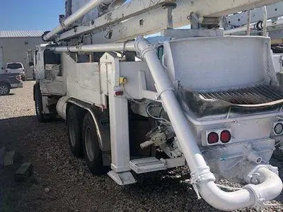 Used 2005 SCHWING BPL2023-24 39X Concrete Pumps Colorado US | Concrete Pump Depot #1393866