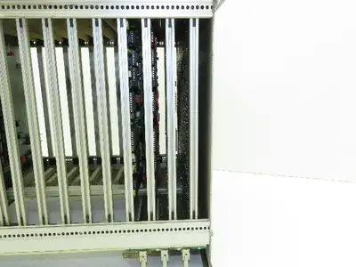 Dyna-Tork CSS90/CSS91 Power Supply Spindle Processor 15-Slot PLC Card Rack