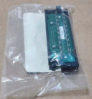 NEW GE IC693ACC334B