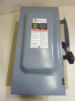 USED SQUARE D D323N