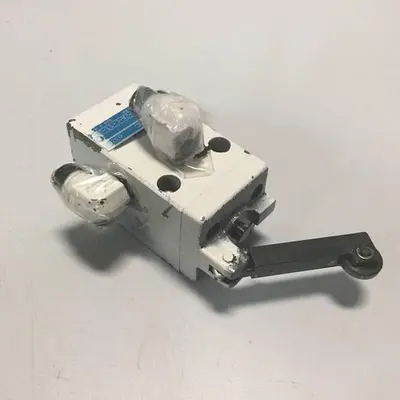 USED TOKIMEC DT20S-3-2A-L-11-S3