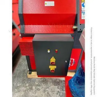 2" X 2" X 1/4" AKYAPAK MODEL APK 60 ANGLE BENDING ROLL