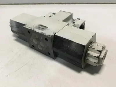 USED YUKEN DSG-01-3C40-D24-5018