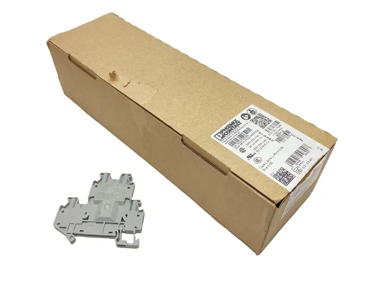 New | in-Stock Phoenix Contact Double-Level Terminal Block 3044636 PKG OF 50 Terminal Blocks Michigan US | Maverick Industrial Sales #1389240