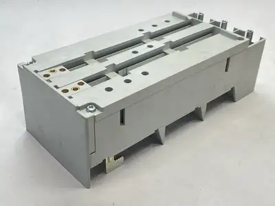 Used Rittal RiLine 60 Busbar Adapter Electrical Fittings Michigan US | Maverick Industrial Sales #1401301