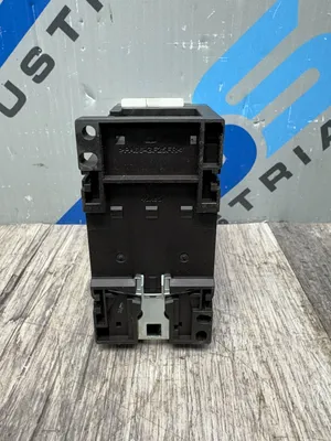 Siemens 3RT1036-1AG24 Electrical/PLC/Automation | ESS Industrial Equipment Sales (4)