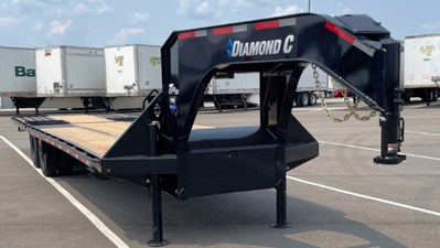 USED 2023 Diamond C FMAX212