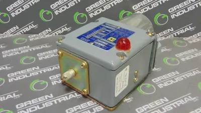 Square D 9012ACW3G5 Pressure Switch Series Ser.B Used