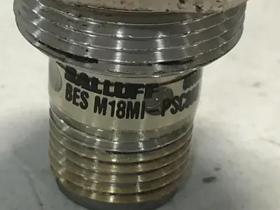 USED BALLUFF BES M18MI-PSC80B-S04G