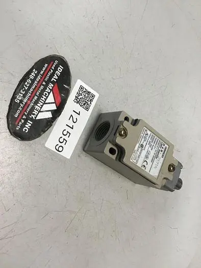 Used OMRON D4B-2171N Relays & Switches Michigan US | Ideal Machinery #581890