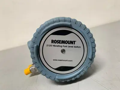 USED ROSEMOUNT 2120 VIBRATING FORK LIQUID LEVEL SWITCH 2120D5RV1NADE0165 W/ 16" PROBE