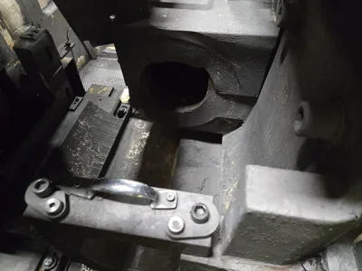 Koyo KC300D Semi-Rough Outer Diameter Grinding Machine